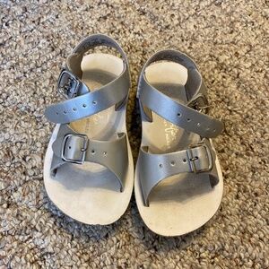Sun Sans Surfer Silver Size 7